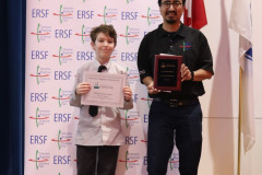 Muhammad-Jomha-EH-Gowan-physics-award-of-excellence-winner