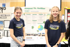 405-Compost-VS-Fertilizer